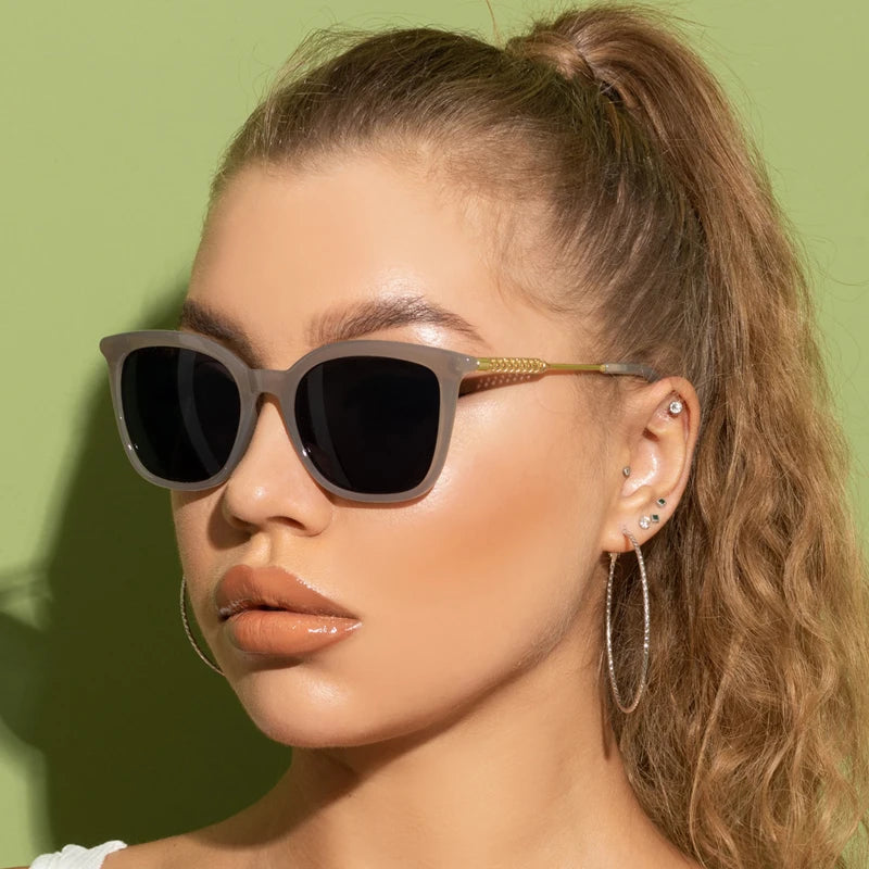 Lunettes de Soleil Carrées Classiques Unisexe — Samara