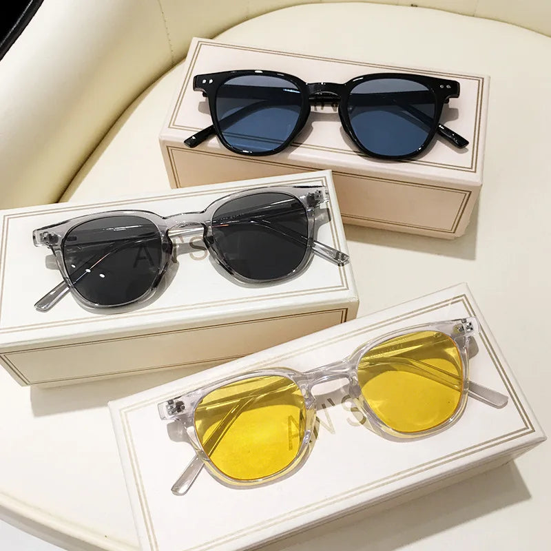 Lunettes de Soleil Carrées Vintage — Samara