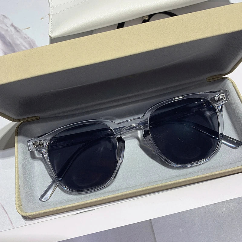 Lunettes de Soleil Carrées Vintage — Samara