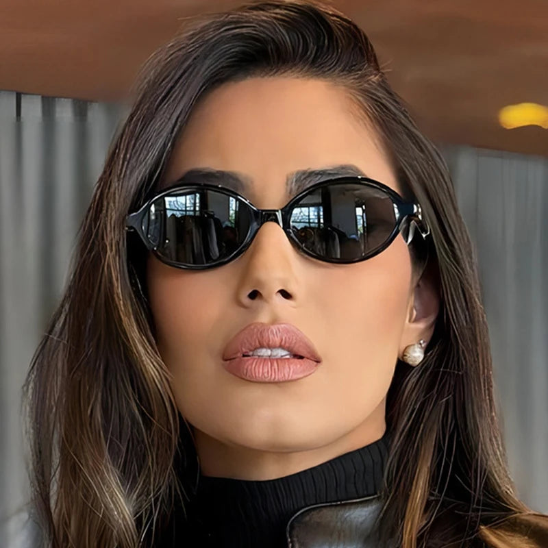 Lunettes de Soleil Ovales Glamour Femme — Samara